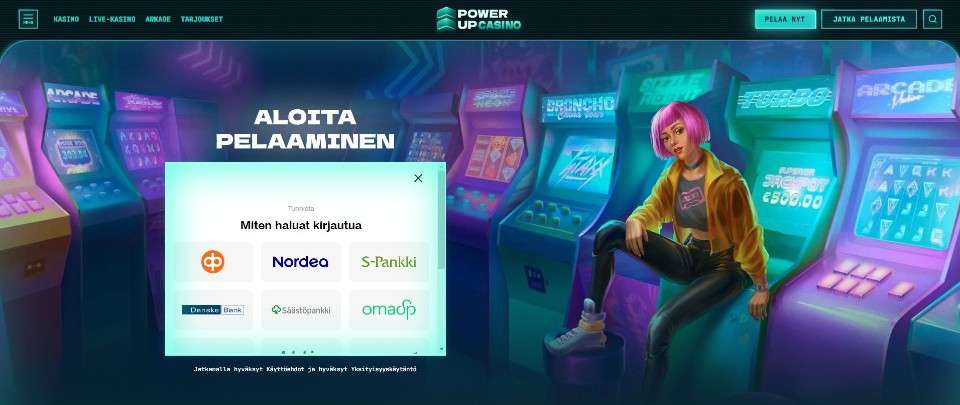 Kuvankaappaus Power Up Casinon etusivusta, esillä Pay N Play pikakirjautuminen nettipankkitunnuksilla, taustalla pelikoneita, joiden päällä istuu naishahmo