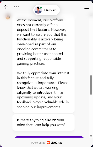 screenshot of conversation at spinlander casino live chat with Lia